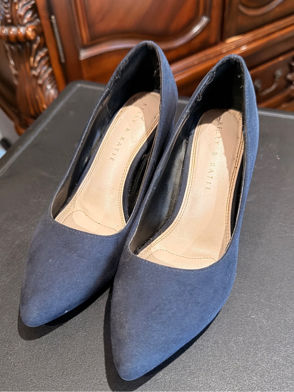 Kelly & Katie Navy Pointed Toe Suede Pumps